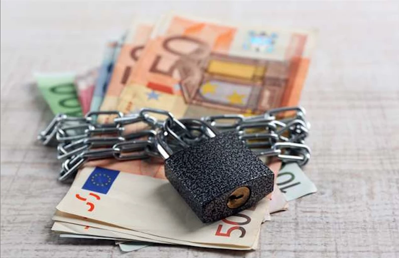 Κατασχέσεις: Έσπασαν όλα τα ρεκόρ! Ανοίγουν λογαριασμούς με ρυθμούς… πολυβόλου